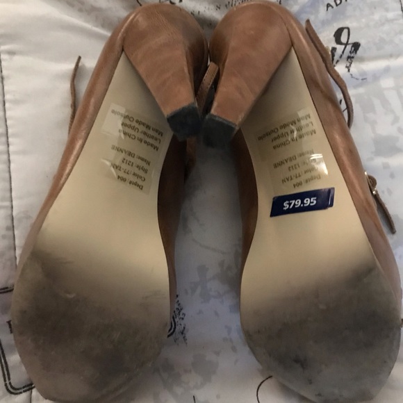 Baker’s Brown Size 9 High Heel - Picture 4 of 4